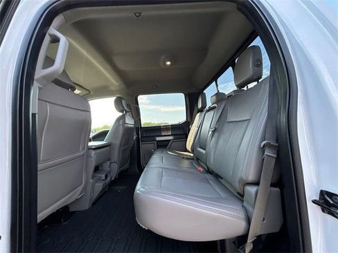 Used 2018 Ford F150 Lariat image 12