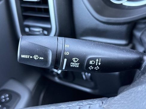Used 2023 RAM 1500 Big Horn AWD/4WD image 14