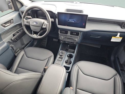 New 2025 Ford Maverick Lariat w/ Black Appearance Package image 28