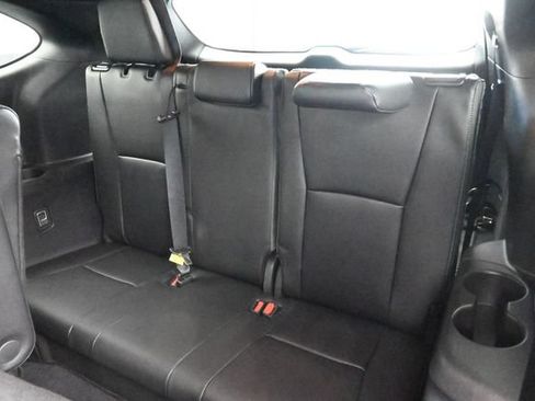Used 2025 Toyota Highlander XSE AWD/4WD image 29