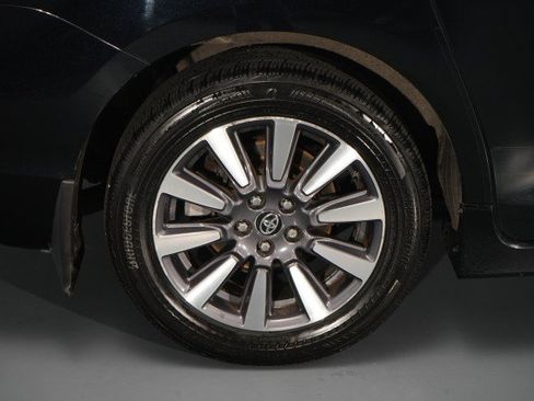 Used 2019 Toyota Sienna Limited Premium w/ Protection Package AWD/4WD image 24