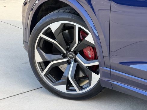 Used 2021 Audi RS Q8 4.0T w/ Carbon Optic Package image 12