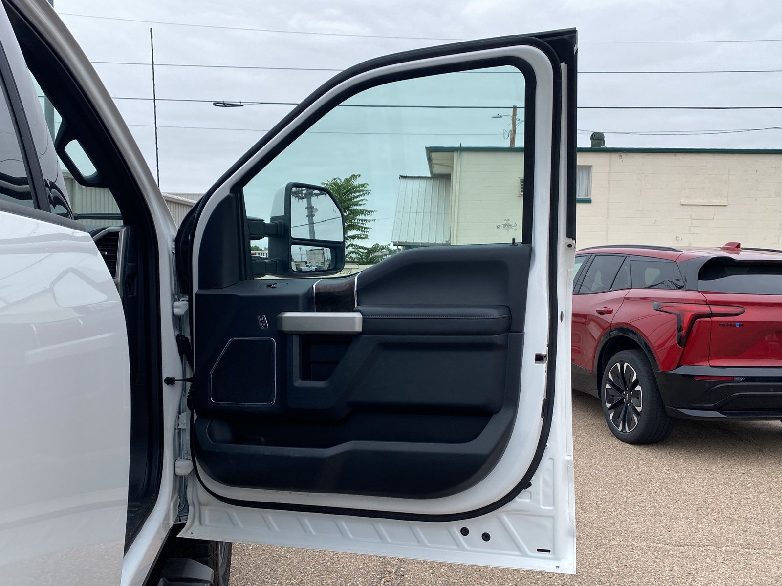 Used 2022 Ford F350 Lariat w/ Lariat Ultimate Package AWD/4WD image 20