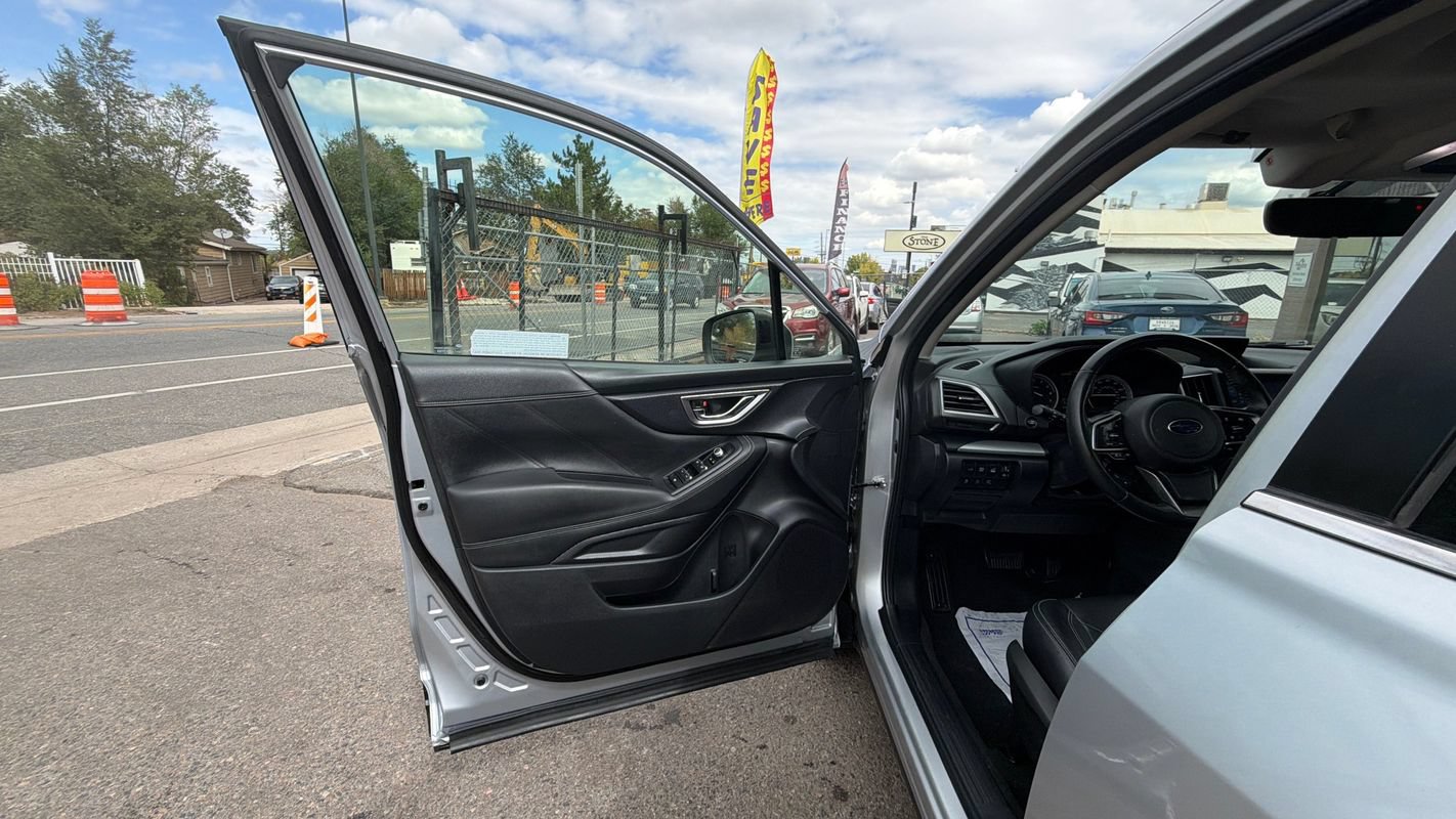 Used 2019 Subaru Forester Limited w/ Popular Package #3 AWD/4WD image 10