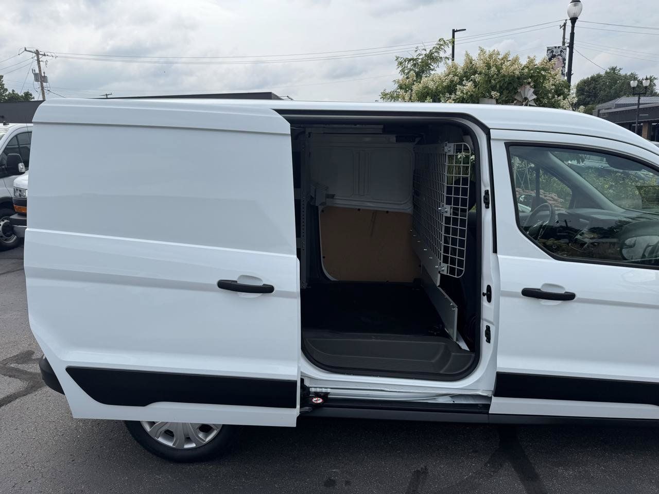 Used 2023 Ford Transit Connect XL FWD image 6