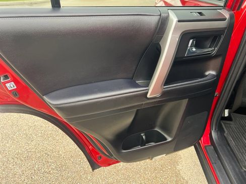 Used 2022 Toyota 4Runner SR5 RWD image 24