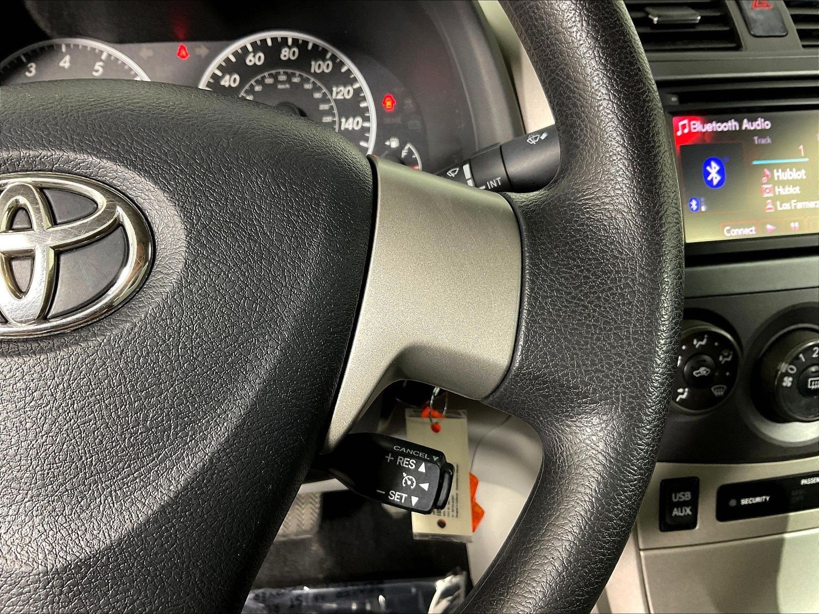 Used 2013 Toyota Corolla LE FWD image 12