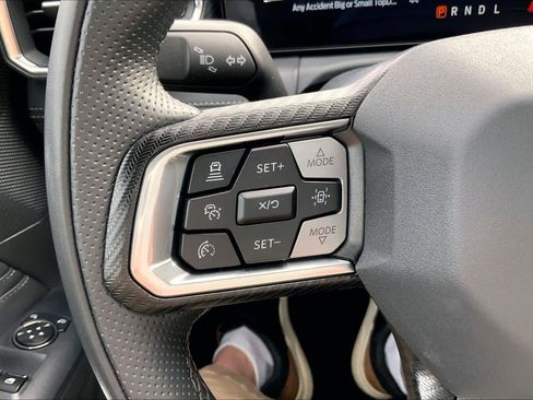 Used 2024 Ford Mustang Premium image 19