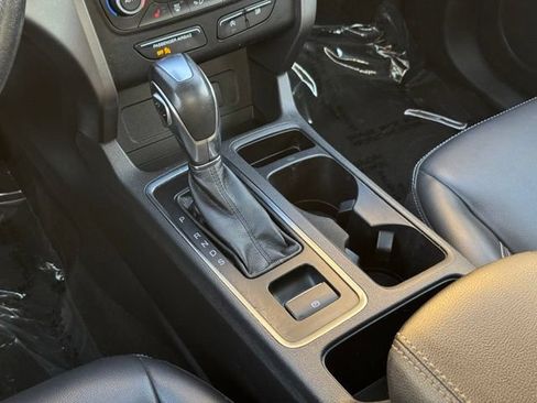 Certified 2019 Ford Escape SEL AWD/4WD image 17