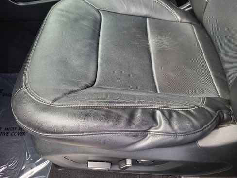 Used 2020 Ford Explorer Limited image 21