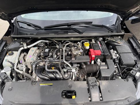 Used 2025 Nissan Sentra SV FWD image 28