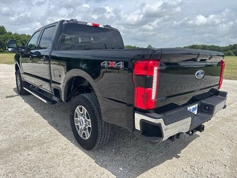 Used 2026 Ford F250 Lariat AWD/4WD image 4