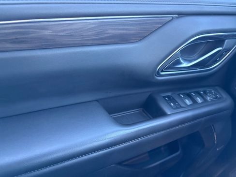 Used 2022 Chevrolet Tahoe Z71 w/ Off-Road Capability Package image 14