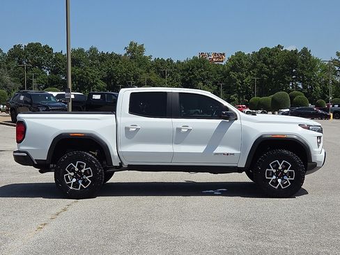 Used 2023 GMC Canyon AT4X AWD/4WD image 6