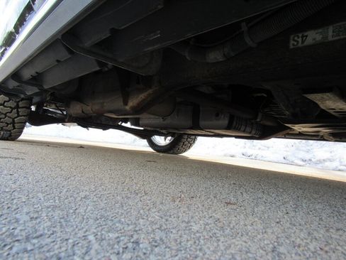 Used 2021 Chevrolet Tahoe 4WD w/ Remote Keyless Entry Package image 26