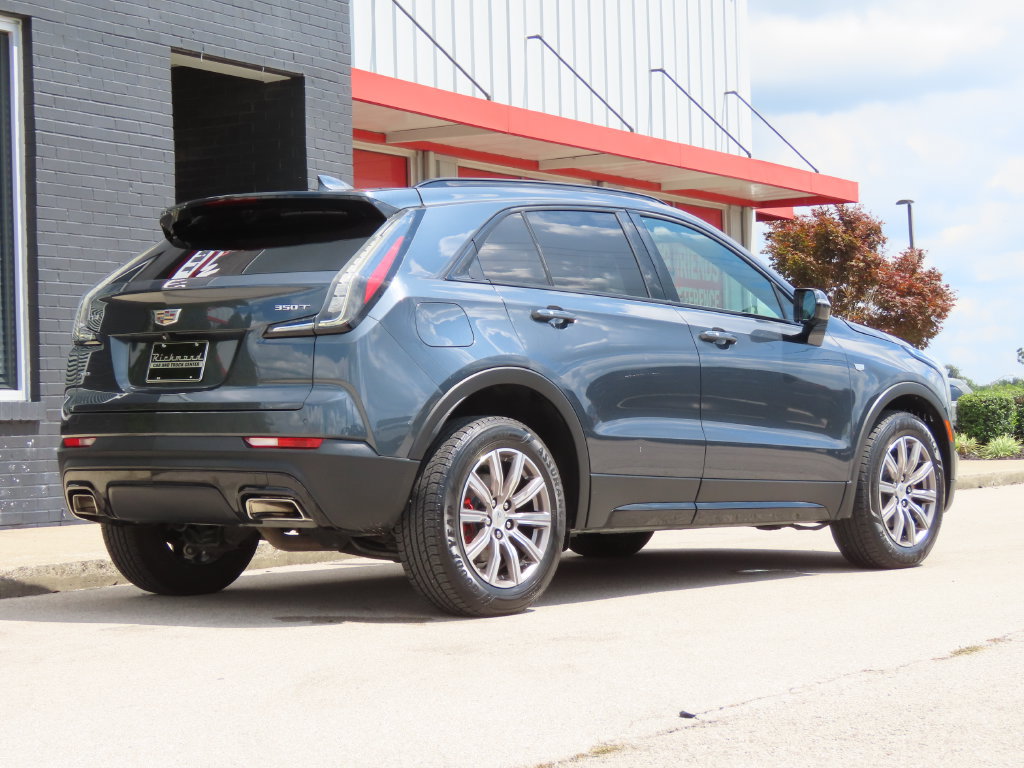 Used 2021 Cadillac XT4 Sport AWD/4WD image 4