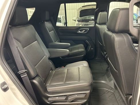 Used 2021 Chevrolet Tahoe High Country w/ Premium Package image 27