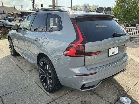 New 2026 Volvo XC60 B5 Ultra w/ Climate Package AWD/4WD image 10