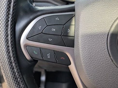 Used 2021 Jeep Grand Cherokee High Altitude image 20