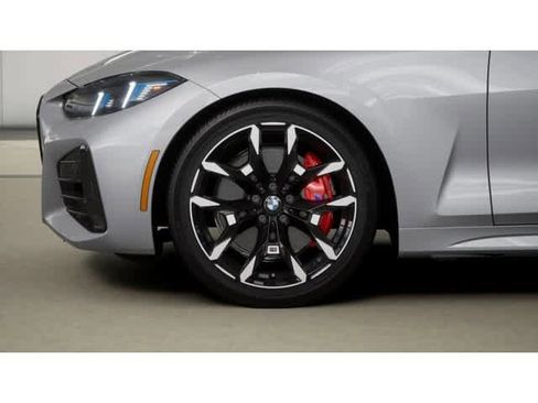 New 2026 BMW 430i Coupe w/ M Sport Package image 7
