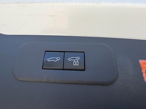 Used 2024 Lexus NX 350h AWD image 39
