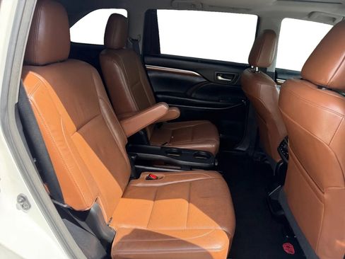 Used 2017 Toyota Highlander Limited FWD image 20