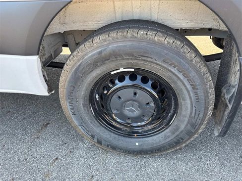 New 2025 Mercedes-Benz Sprinter 2500 image 14