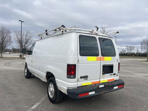 Used 2013 Ford E-250 and Econoline 250 image 3