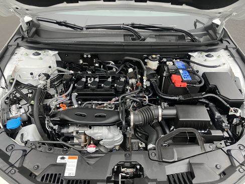 Certified 2023 Honda Accord LX image 32