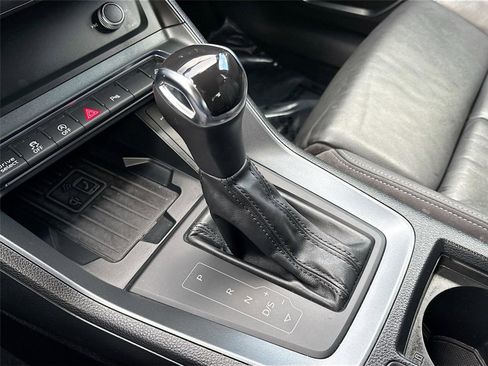 Used 2019 Audi Q3 2.0T Premium Plus w/ Premium Plus Package image 18