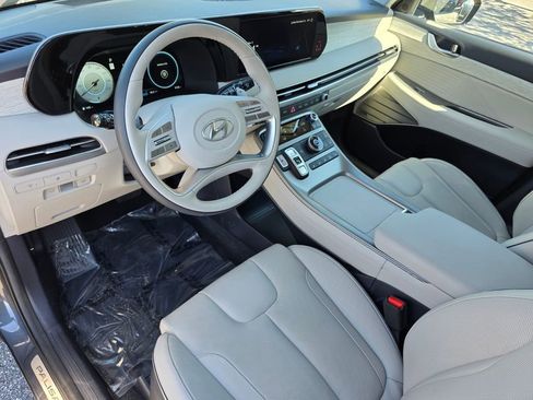 Used 2025 Hyundai Palisade Calligraphy image 10