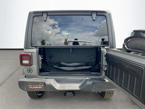 Used 2021 Jeep Wrangler Sport AWD/4WD image 28