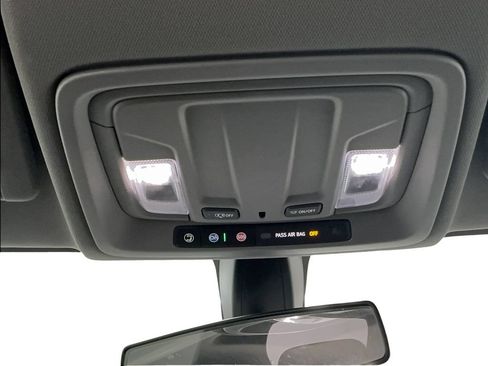 Used 2022 Chevrolet Silverado 1500 Custom RWD image 34