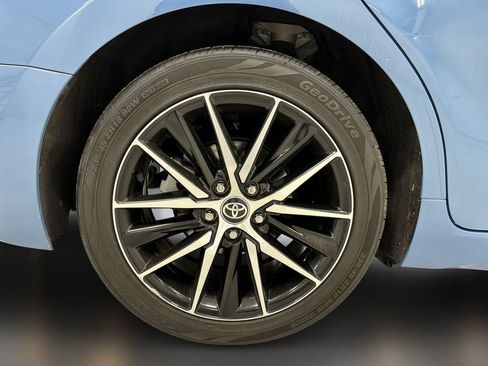 Used 2023 Toyota Camry SE FWD image 10