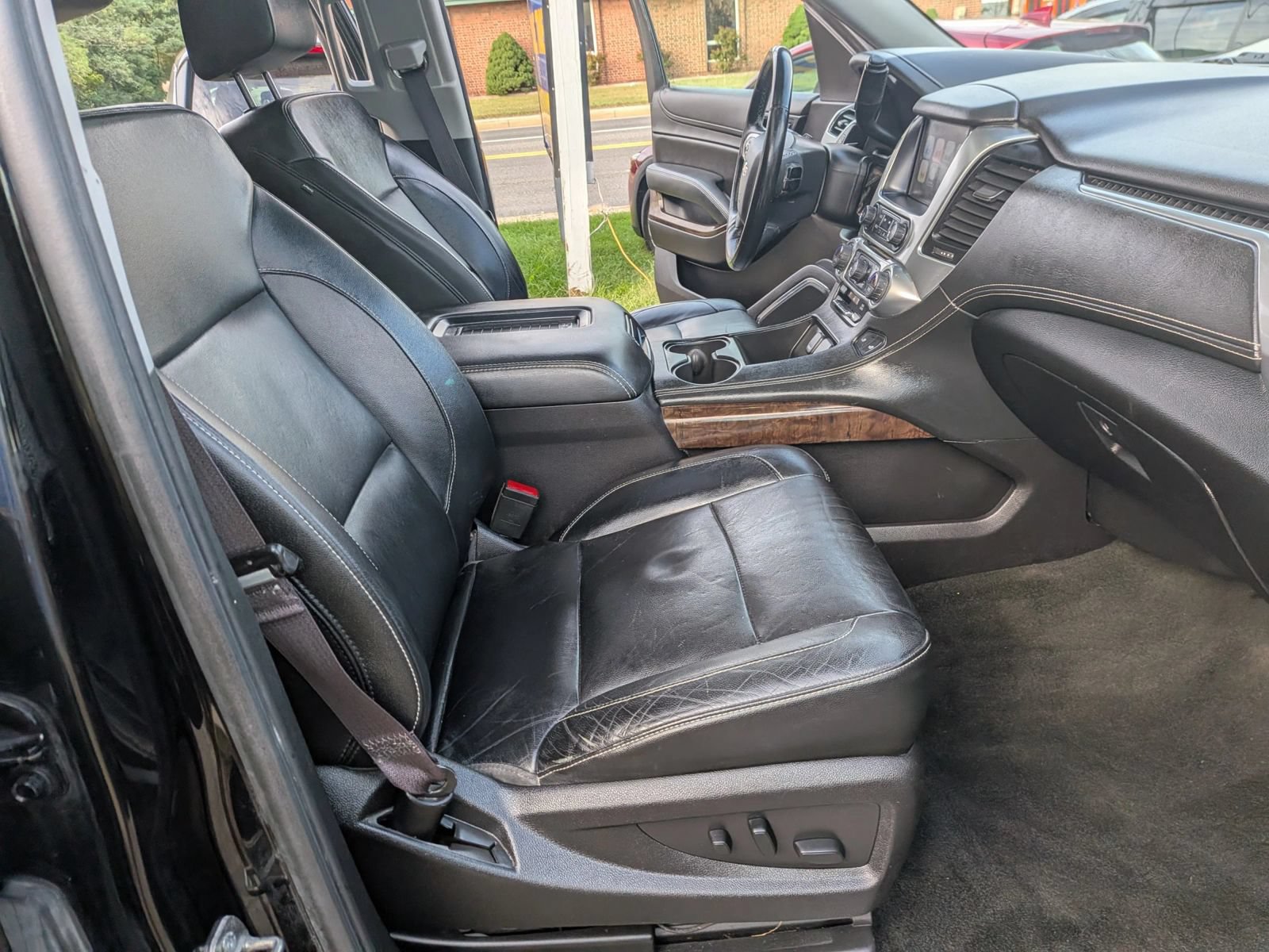 Used 2017 Chevrolet Tahoe LT AWD/4WD image 44