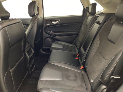 Used 2016 Ford Edge Sport w/ Equipment Group 401A AWD/4WD image 18