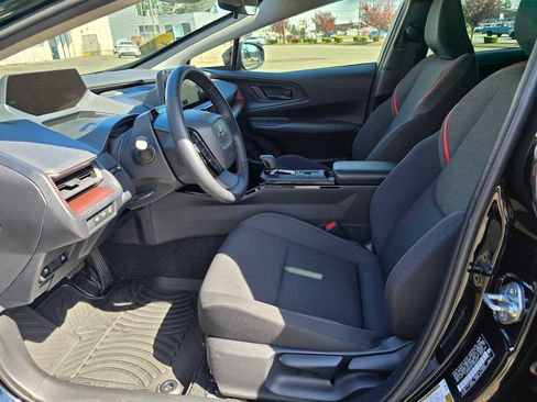 Used 2026 Toyota Prius Plug-In Hybrid image 20