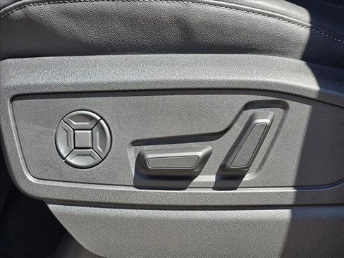 New 2025 Audi Q5 Premium Plus image 15