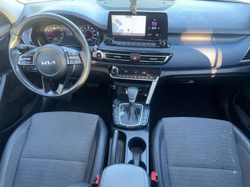 Certified 2023 Kia Seltos S w/ Navigation Package image 14