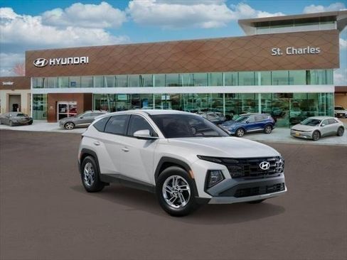 New 2026 Hyundai Tucson SE image 2