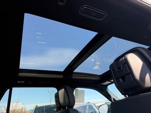 New 2026 Ford Expedition Tremor image 7