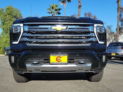 Used 2024 Chevrolet Silverado 2500 High Country w/ High Country Premium Package image 4