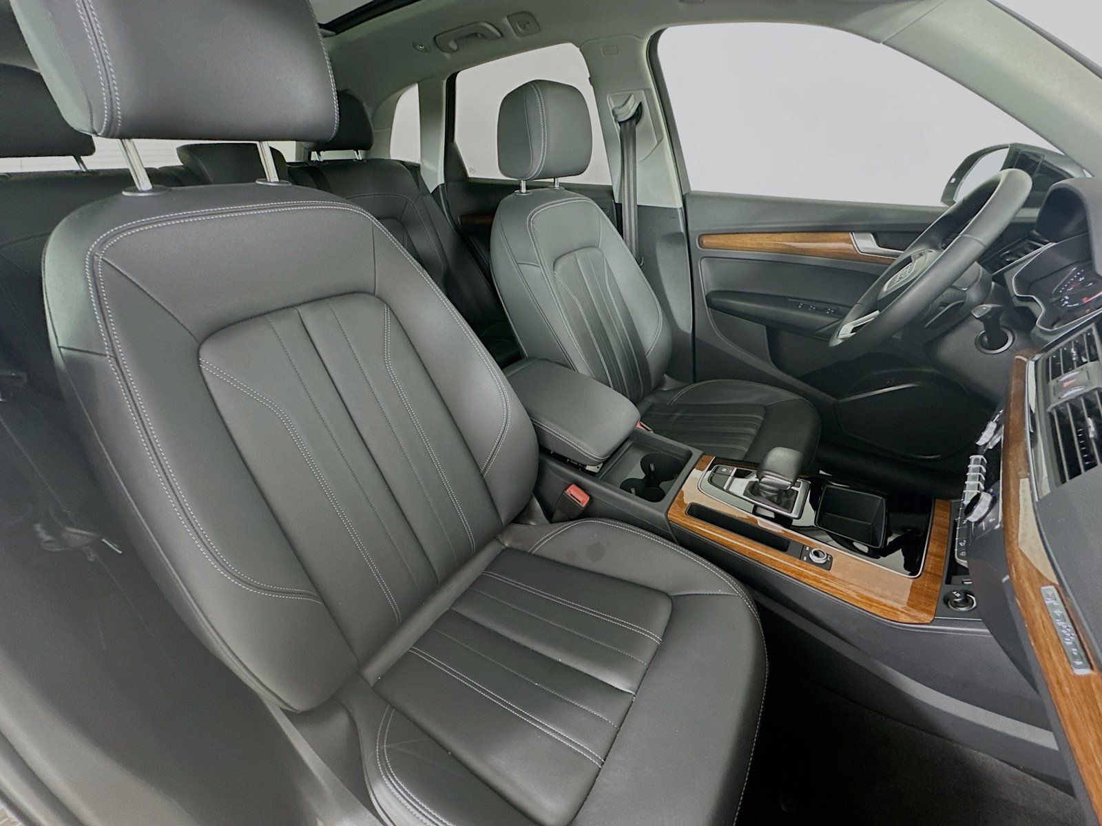 Certified 2023 Audi Q5 Premium w/ Convenience Package AWD/4WD image 48