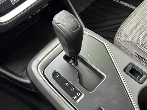 Used 2024 Subaru Crosstrek 2.0i Premium w/ Crosstrek Mirror Package image 21