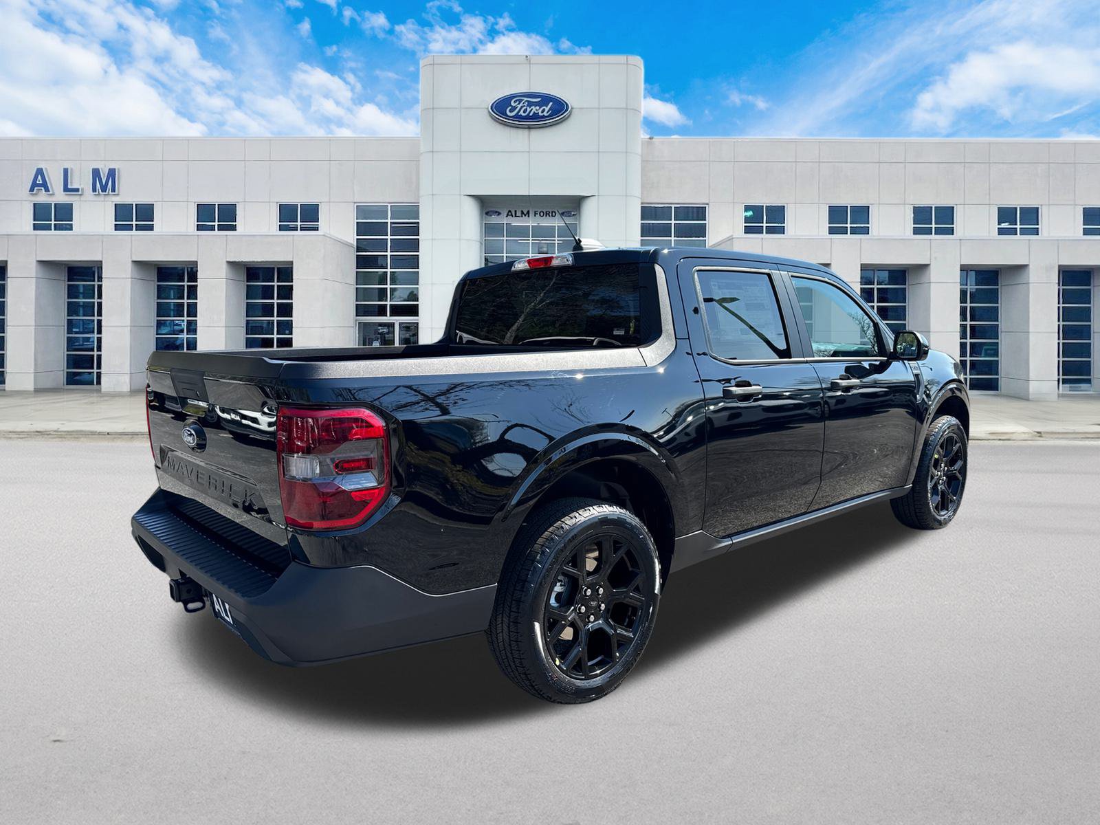 New 2026 Ford Maverick XLT w/ Black Appearance Package AWD/4WD image 6