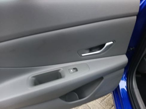 Used 2024 Hyundai Elantra SEL FWD image 20