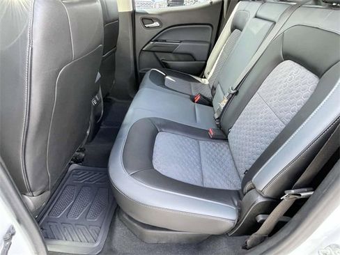 Used 2020 Chevrolet Colorado Z71 image 12