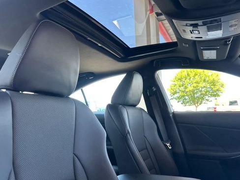 Used 2025 Lexus IS 350 F Sport w/ Navigation Package RWD image 17