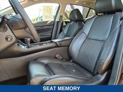 Used 2017 Nissan Maxima Platinum w/ Medallion Package FWD image 20