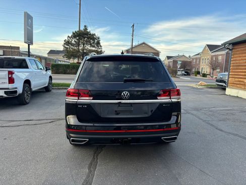 Used 2023 Volkswagen Atlas SE w/ Panoramic Sunroof Package image 6
